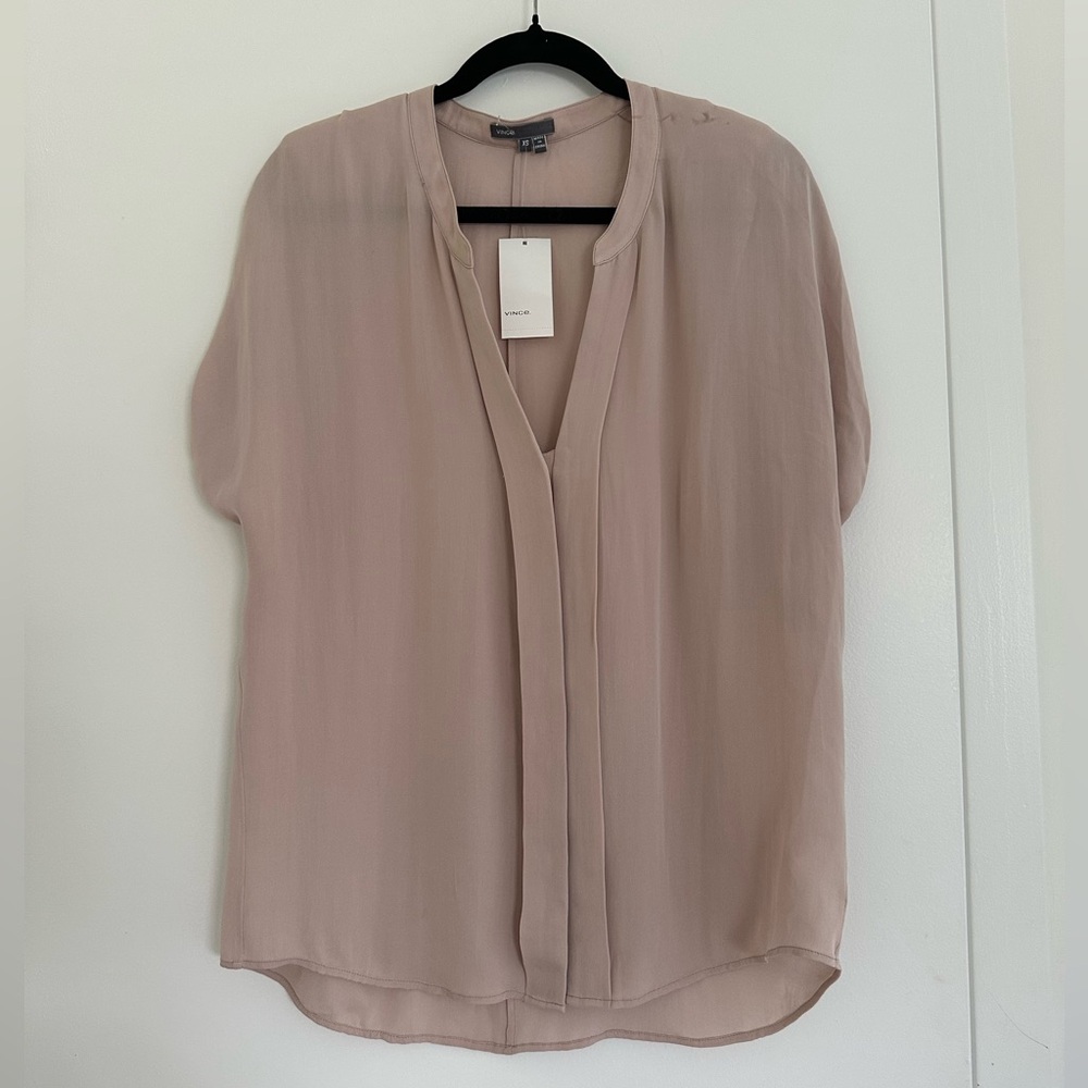 NWT Vince 100% Silk Top Blouse in Light Pink | Size XS